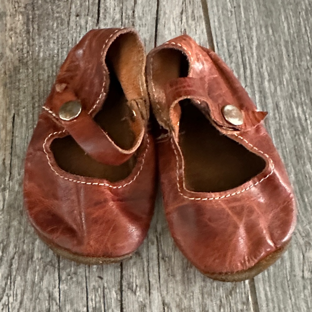 Mon Petit Mary Jane Baby Moccasins